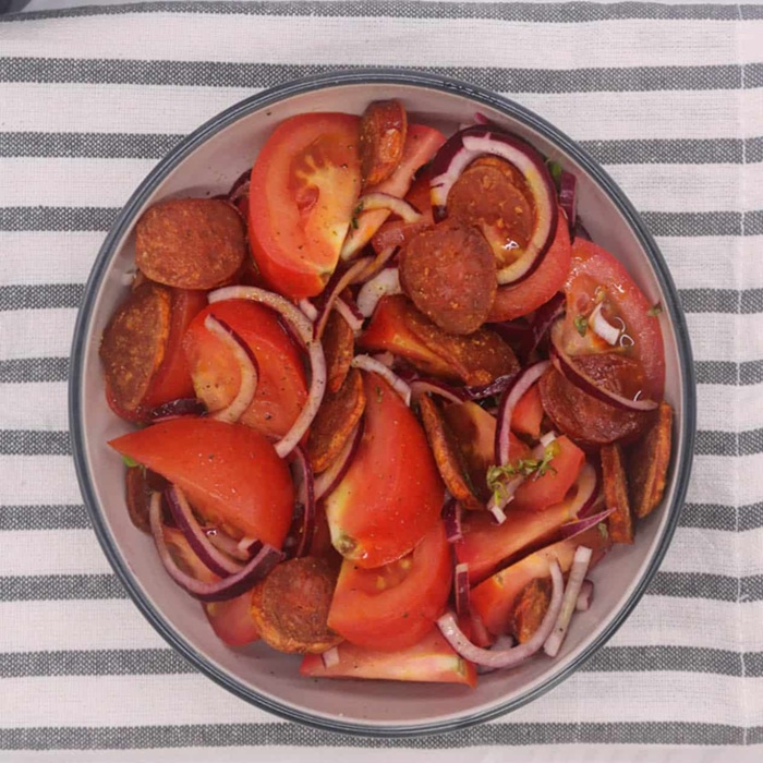 Bollo con queso y chorizo